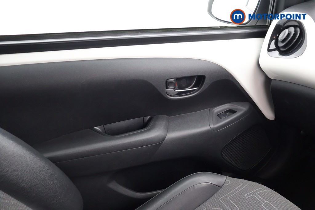 Toyota Aygo X-Pression Manual Petrol Hatchback - Stock Number (1606458) - 12th supplementary image