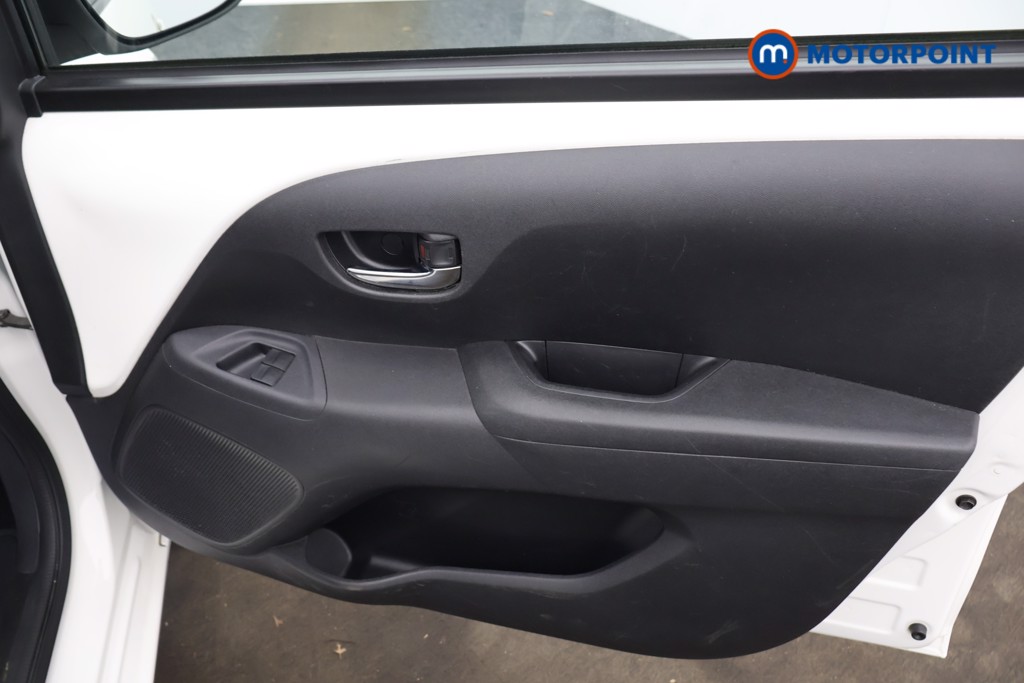 Toyota Aygo X-Pression Manual Petrol Hatchback - Stock Number (1606458) - 13th supplementary image