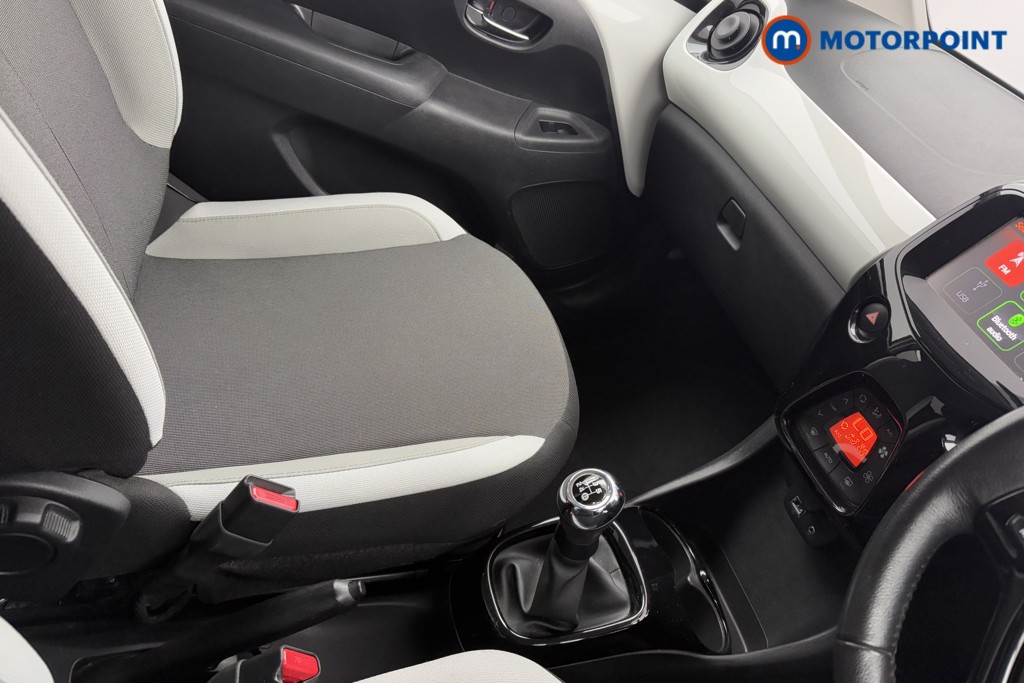 Toyota Aygo X-Press Manual Petrol Hatchback - Stock Number (1606620) - 14th supplementary image