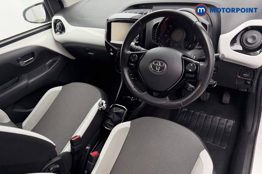 Toyota Aygo X-Press Manual Petrol Hatchback - Stock Number (1606620) - 1st supplementary image