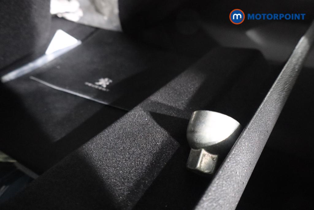 Peugeot 3008 Gt Premium Automatic Petrol Plug-In Hybrid SUV - Stock Number (1606912) - 14th supplementary image