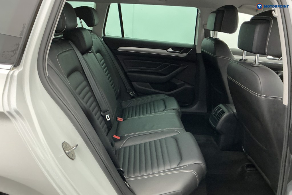 Volkswagen Passat GTE Automatic Petrol Plug-In Hybrid Estate - Stock Number (1607216) - 4th supplementary image