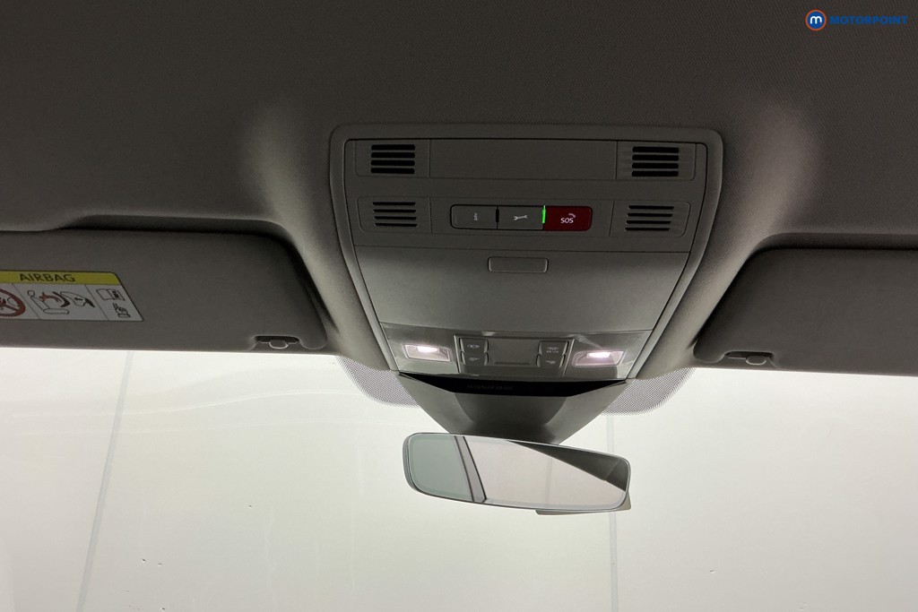 Volkswagen Passat GTE Automatic Petrol Plug-In Hybrid Estate - Stock Number (1607216) - 15th supplementary image