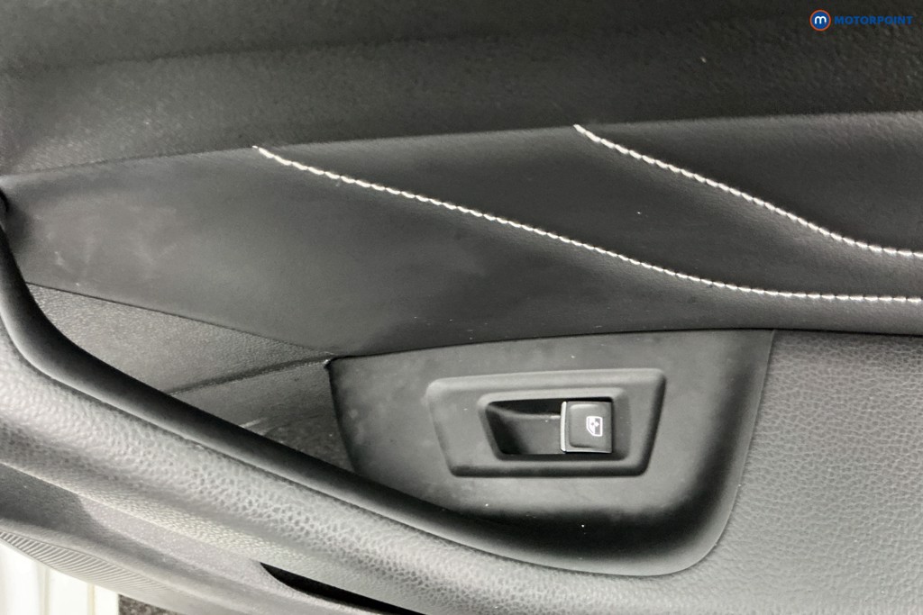 Volkswagen Passat GTE Automatic Petrol Plug-In Hybrid Estate - Stock Number (1607216) - 30th supplementary image