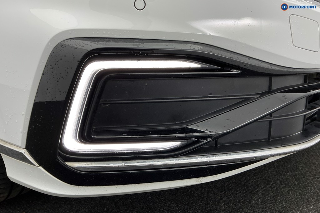 Volkswagen Passat GTE Automatic Petrol Plug-In Hybrid Estate - Stock Number (1607216) - 34th supplementary image