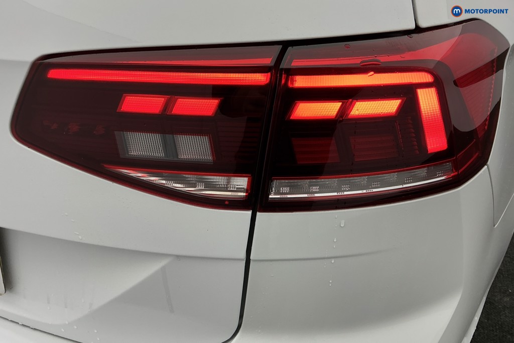 Volkswagen Passat GTE Automatic Petrol Plug-In Hybrid Estate - Stock Number (1607216) - 38th supplementary image