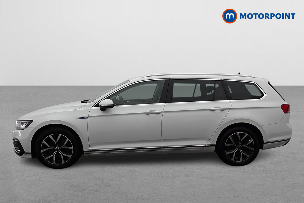 Volkswagen Passat GTE Automatic Petrol Plug-In Hybrid Estate - Stock Number (1607216) - Passenger side
