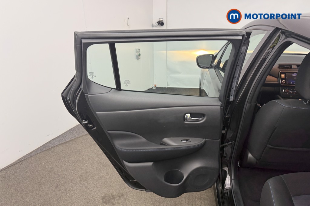 Nissan Leaf Acenta Automatic Electric Hatchback - Stock Number (1607240) - 7th supplementary image