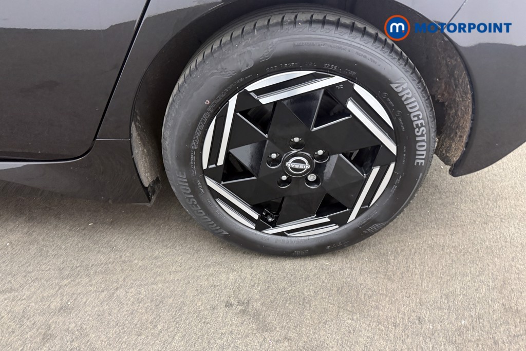 Nissan Leaf Acenta Automatic Electric Hatchback - Stock Number (1607240) - 36th supplementary image