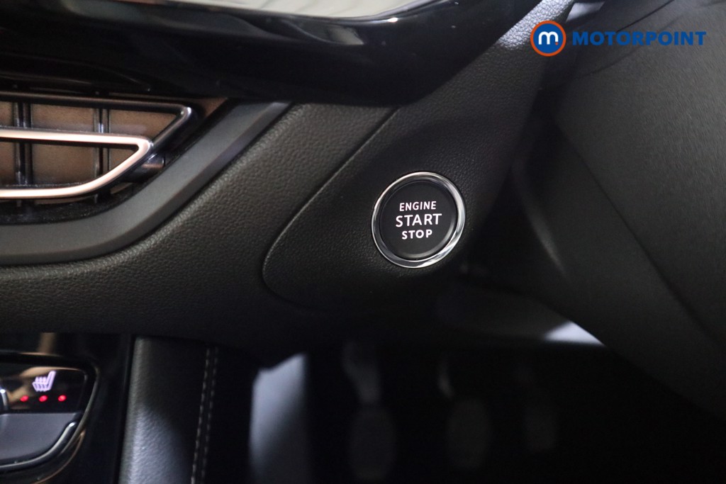 Vauxhall Grandland Ultimate Manual Petrol SUV - Stock Number (1607341) - 9th supplementary image