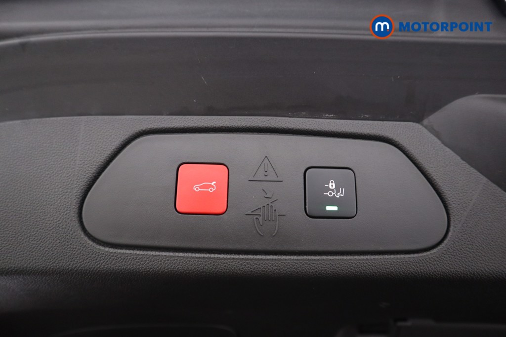 Vauxhall Grandland Ultimate Manual Petrol SUV - Stock Number (1607341) - 20th supplementary image