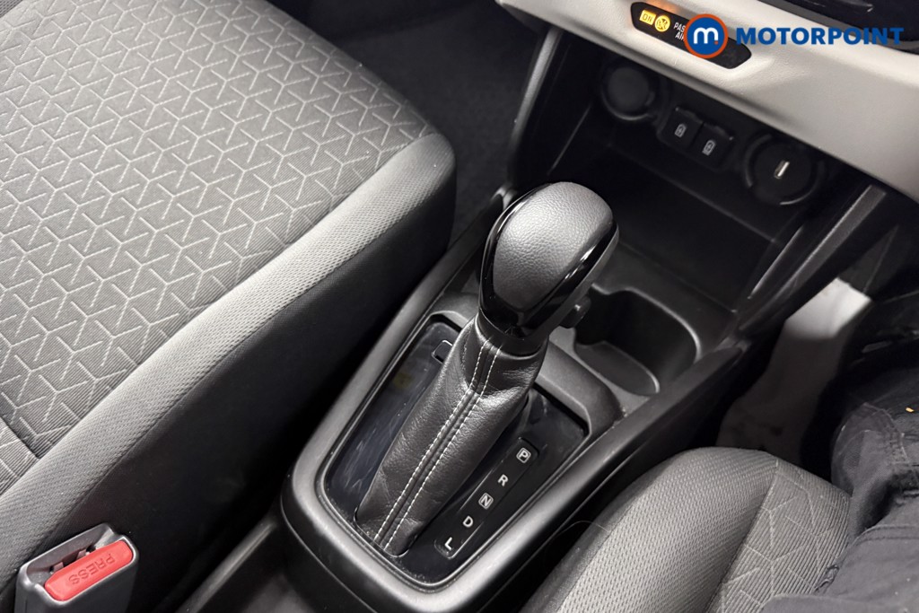 Suzuki Swift Motion Automatic Petrol Hatchback - Stock Number (1607397) - 4th supplementary image