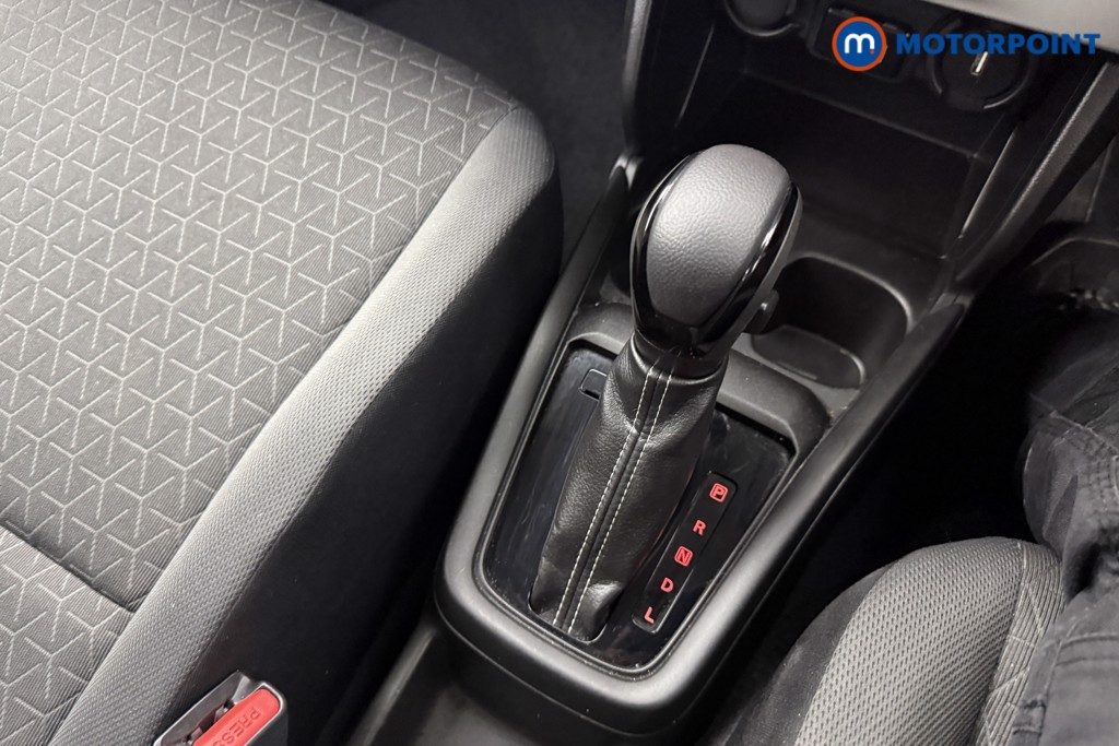 Suzuki Swift Motion Automatic Petrol Hatchback - Stock Number (1607401) - 5th supplementary image