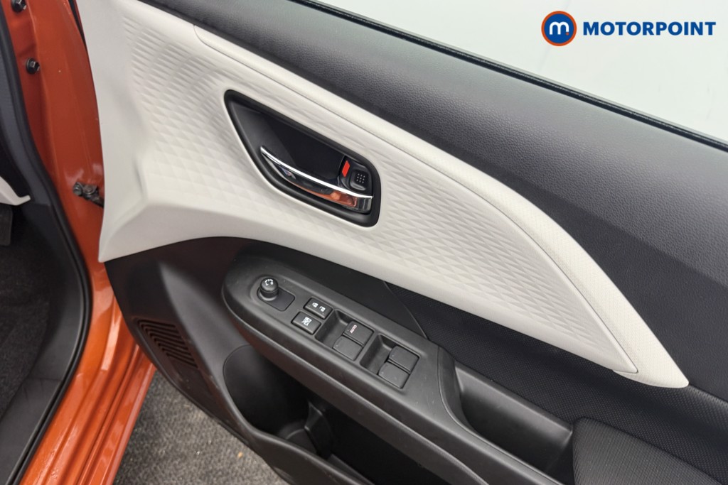 Suzuki Swift Motion Automatic Petrol Hatchback - Stock Number (1607401) - 10th supplementary image