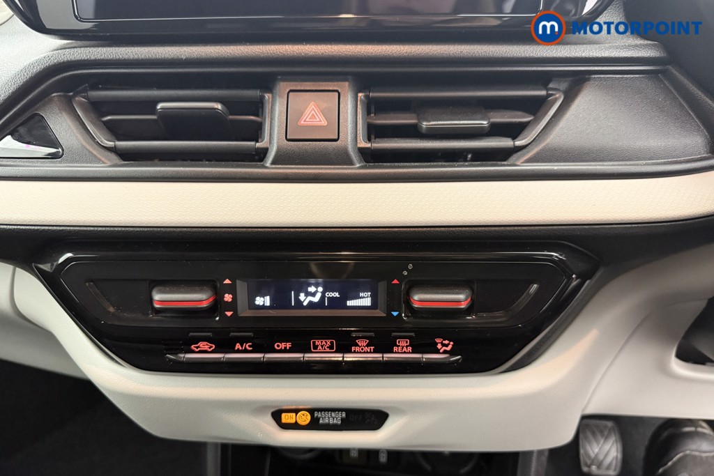 Suzuki Swift Motion Manual Petrol Hatchback - Stock Number (1607408) - 3rd supplementary image