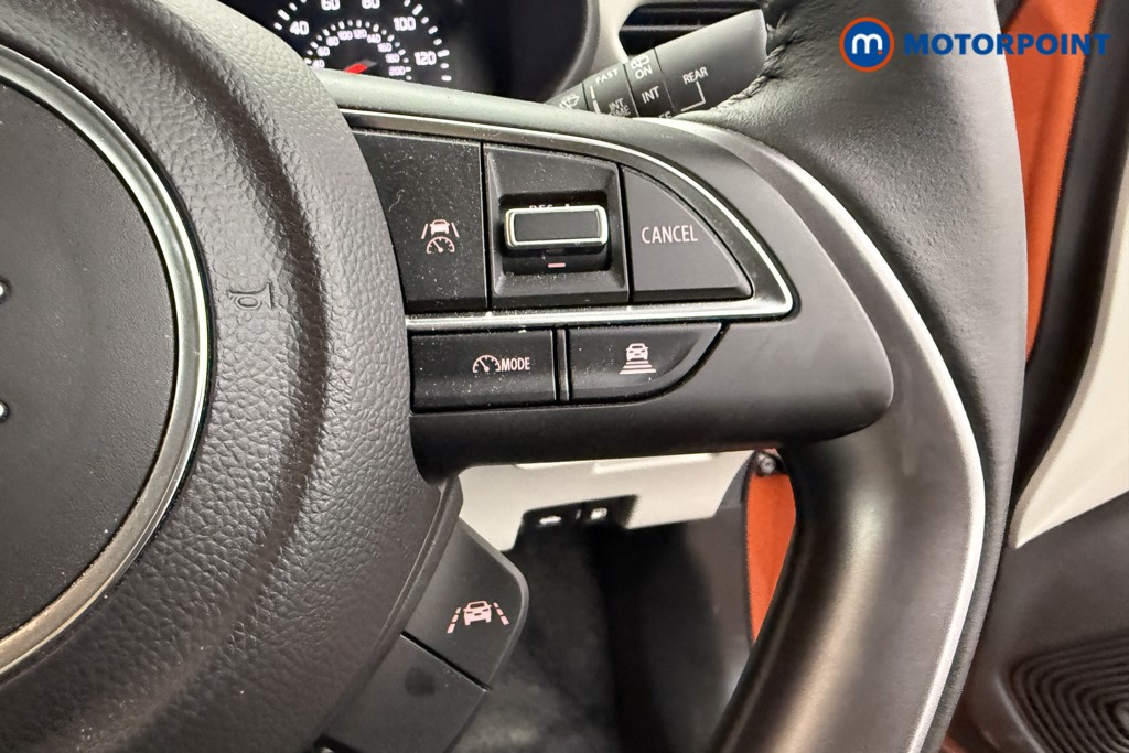 Suzuki Swift Motion Manual Petrol Hatchback - Stock Number (1607408) - 7th supplementary image