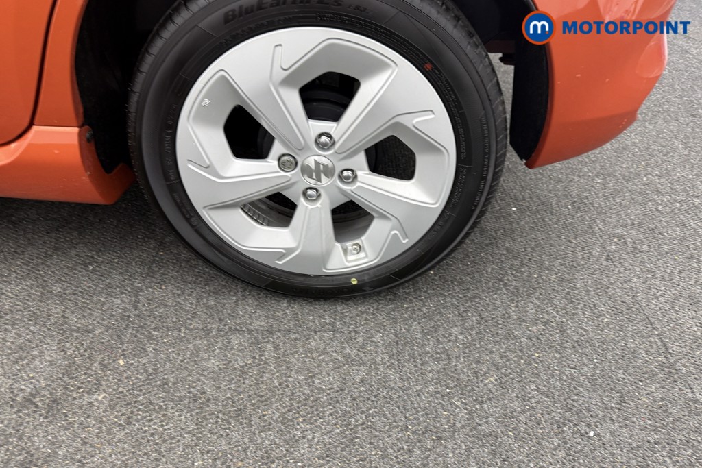 Suzuki Swift Motion Manual Petrol Hatchback - Stock Number (1607408) - 20th supplementary image