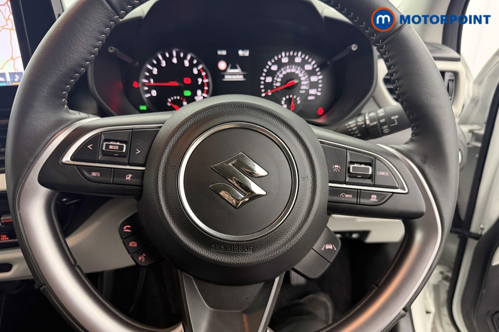 Suzuki Swift Motion Manual Petrol Hatchback - Stock Number (1607410) - 5th supplementary image