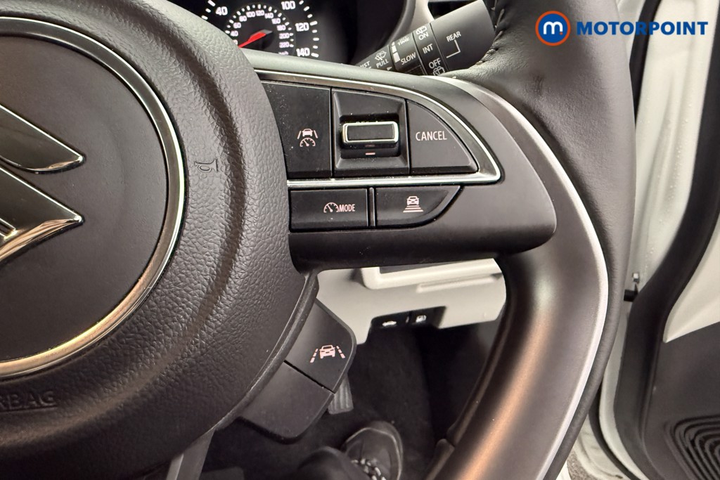 Suzuki Swift Motion Manual Petrol Hatchback - Stock Number (1607410) - 7th supplementary image