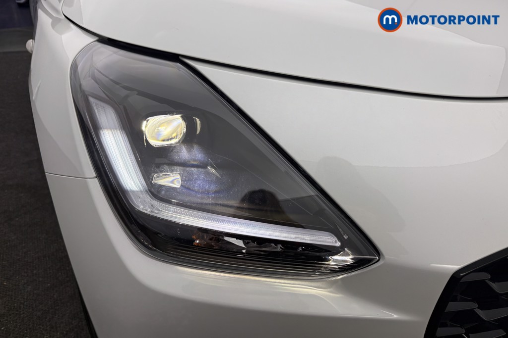 Suzuki Swift Motion Manual Petrol Hatchback - Stock Number (1607410) - 15th supplementary image