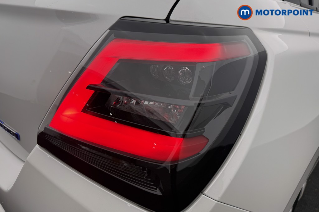 Suzuki Swift Motion Manual Petrol Hatchback - Stock Number (1607410) - 16th supplementary image