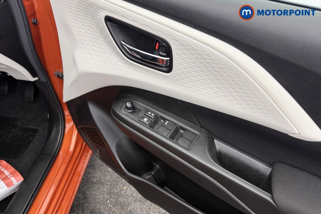 Suzuki Swift Motion Manual Petrol Hatchback - Stock Number (1607413) - 11th supplementary image