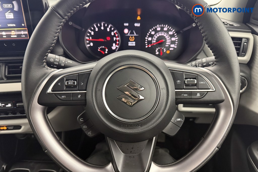 Suzuki Swift Motion Manual Petrol Hatchback - Stock Number (1607419) - 6th supplementary image