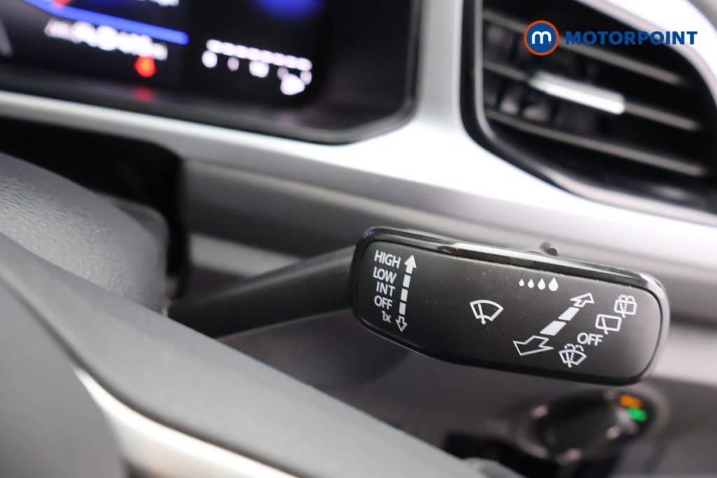 Volkswagen T-Roc Match Manual Petrol SUV - Stock Number (1607536) - 6th supplementary image