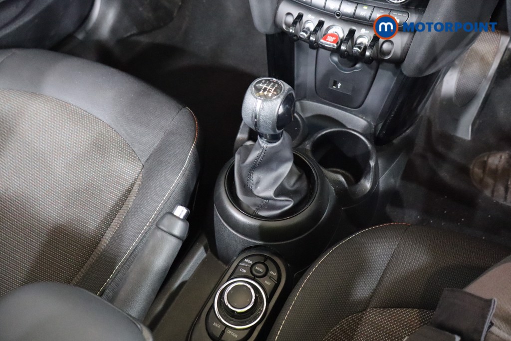 Mini Convertible Cooper Classic Manual Petrol Convertible - Stock Number (1607601) - 11th supplementary image