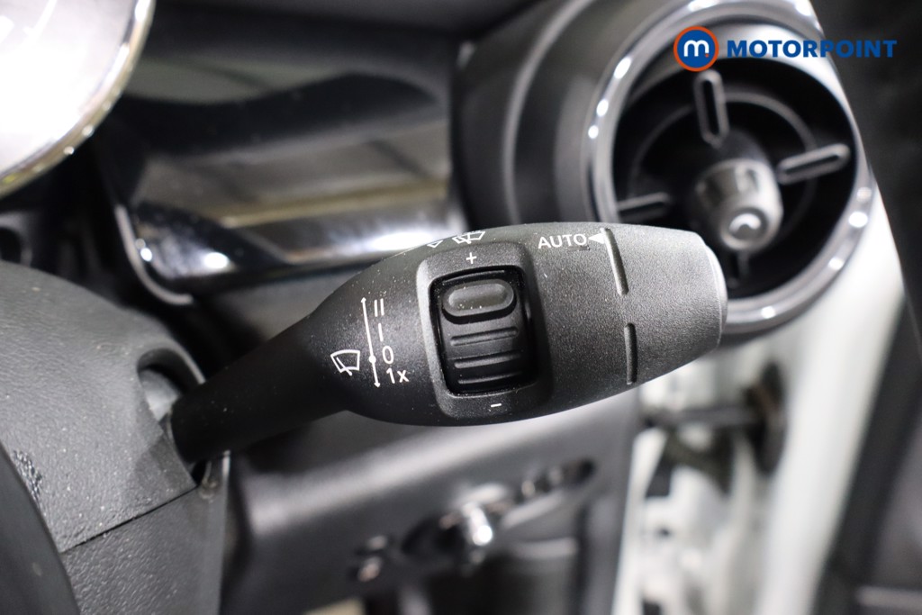 Mini Convertible Cooper Classic Manual Petrol Convertible - Stock Number (1607601) - 16th supplementary image