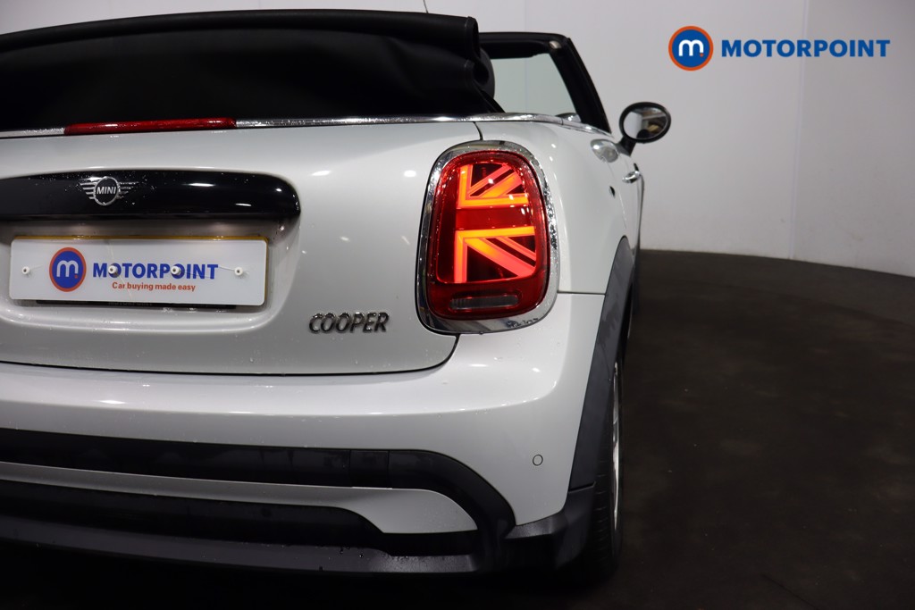 Mini Convertible Cooper Classic Manual Petrol Convertible - Stock Number (1607601) - 30th supplementary image