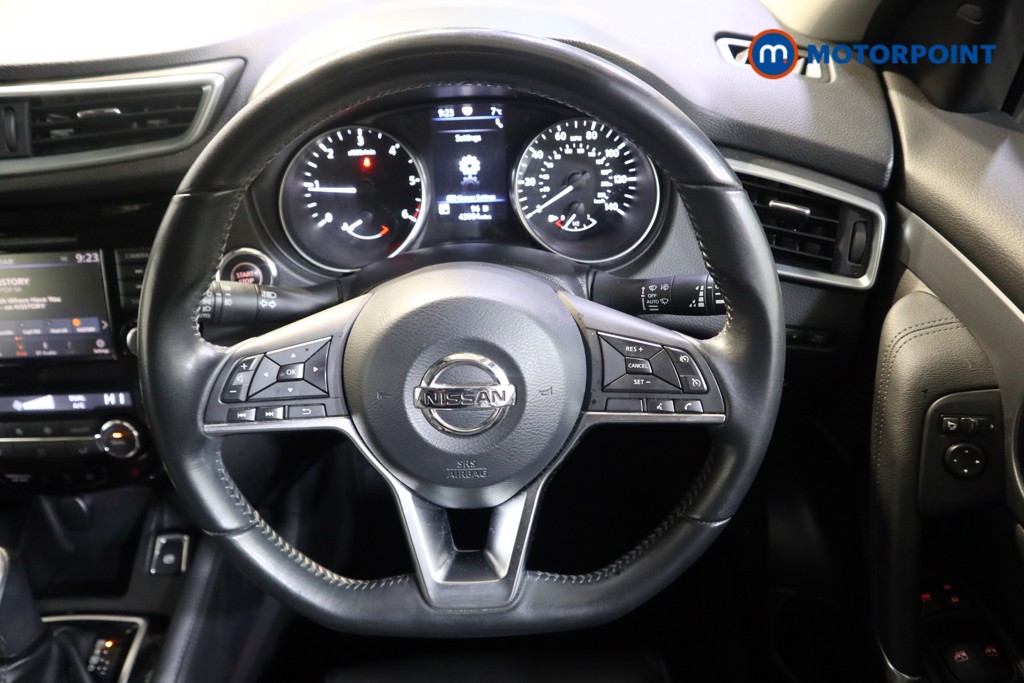 Nissan Qashqai Tekna Automatic Diesel SUV - Stock Number (1607658) - 2nd supplementary image