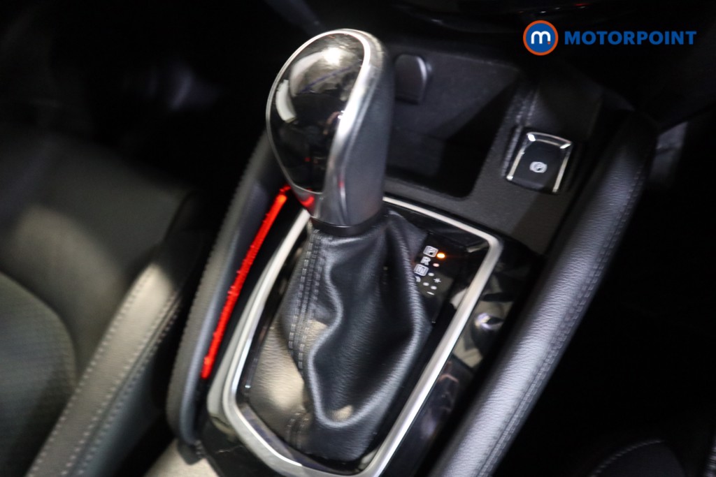 Nissan Qashqai Tekna Automatic Diesel SUV - Stock Number (1607658) - 10th supplementary image