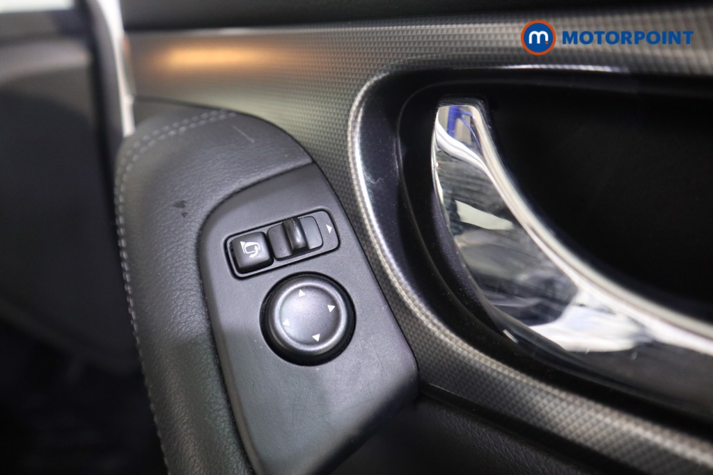 Nissan Qashqai Tekna Automatic Diesel SUV - Stock Number (1607658) - 13th supplementary image