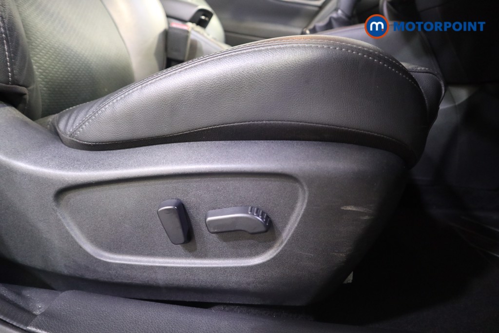 Nissan Qashqai Tekna Automatic Diesel SUV - Stock Number (1607658) - 16th supplementary image