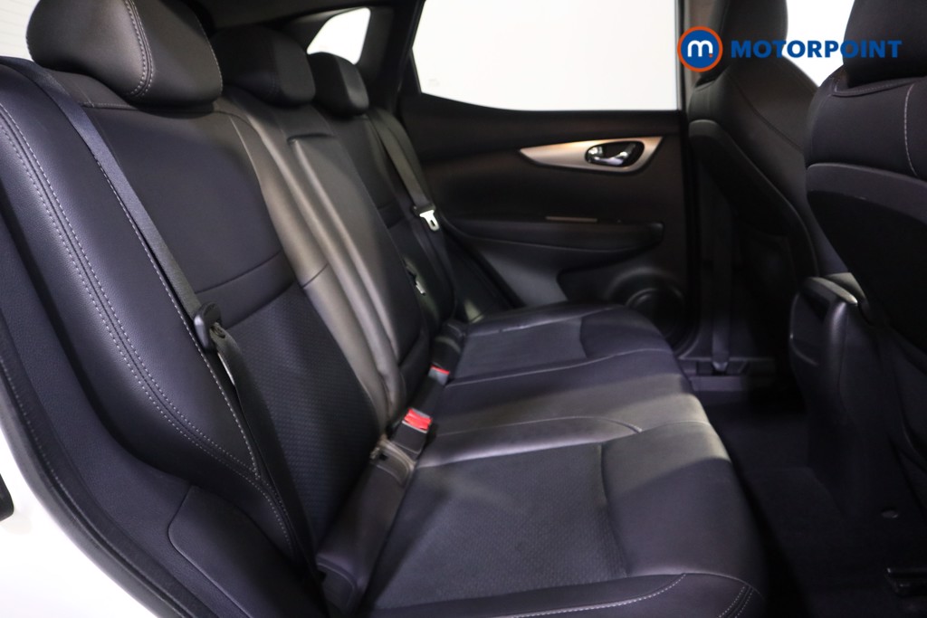 Nissan Qashqai Tekna Automatic Diesel SUV - Stock Number (1607658) - 18th supplementary image