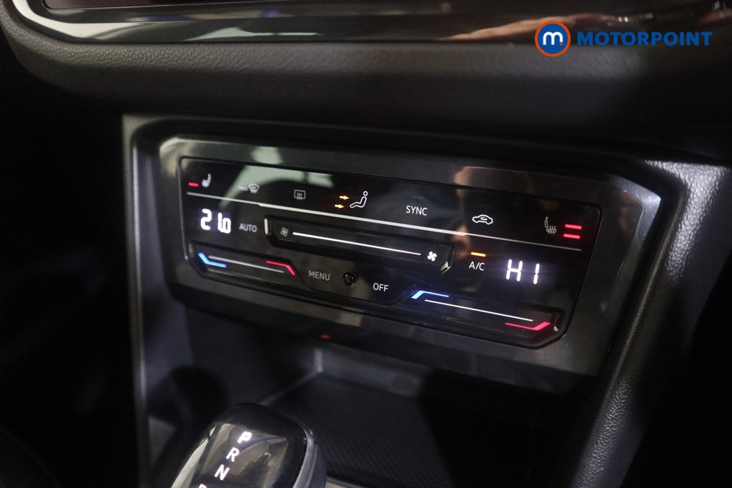 Volkswagen Tiguan R-Line Automatic Petrol SUV - Stock Number (1607665) - 8th supplementary image