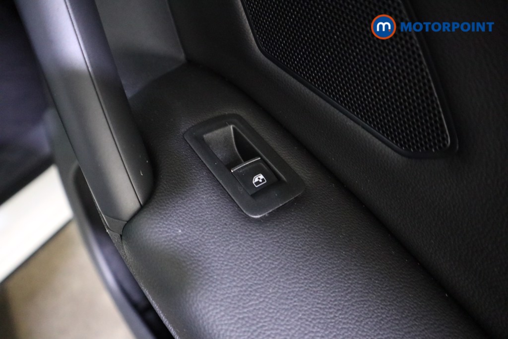 Volkswagen Tiguan R-Line Automatic Petrol SUV - Stock Number (1607665) - 21st supplementary image