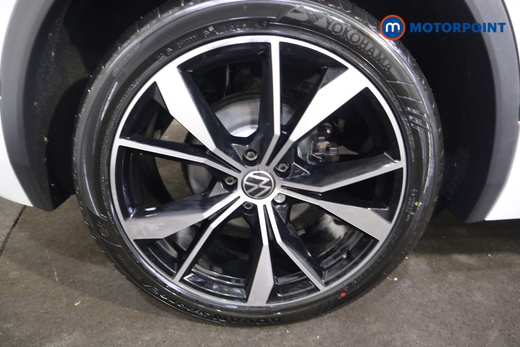 Volkswagen Tiguan R-Line Automatic Petrol SUV - Stock Number (1607665) - 23rd supplementary image