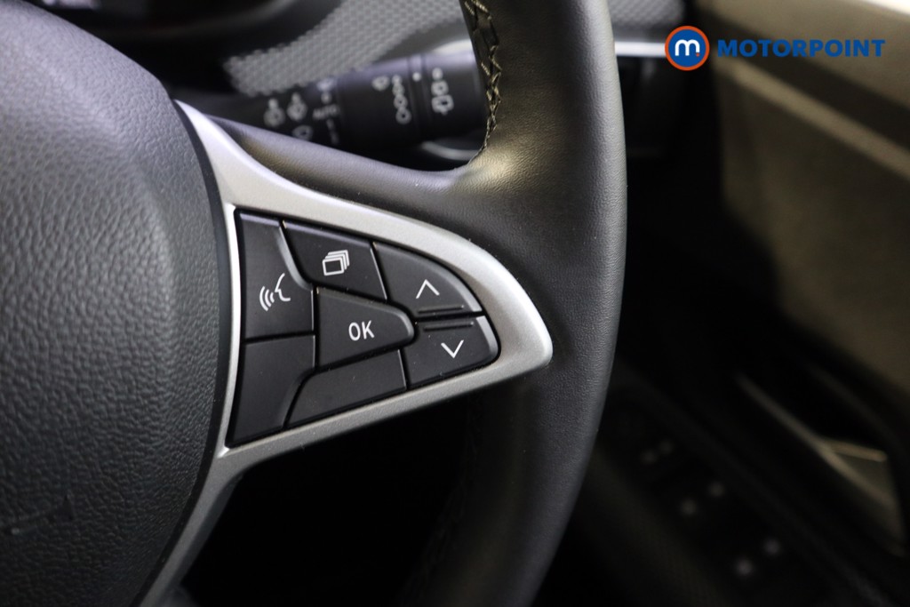 Dacia Jogger Expression Automatic Petrol-Electric Hybrid People Carrier - Stock Number (1607675) - 4th supplementary image