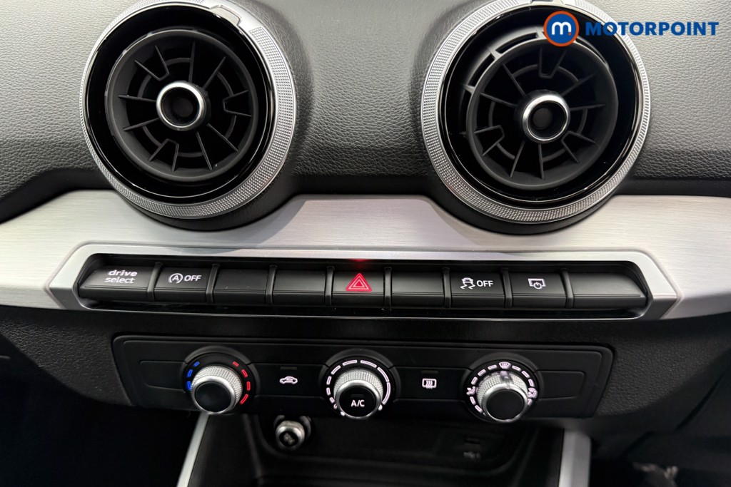 Audi Q2 S Line Manual Petrol SUV - Stock Number (1607768) - 4th supplementary image