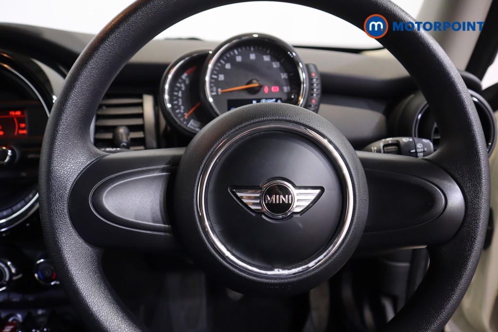 Mini Hatchback ONE Manual Petrol Hatchback - Stock Number (1607830) - 3rd supplementary image