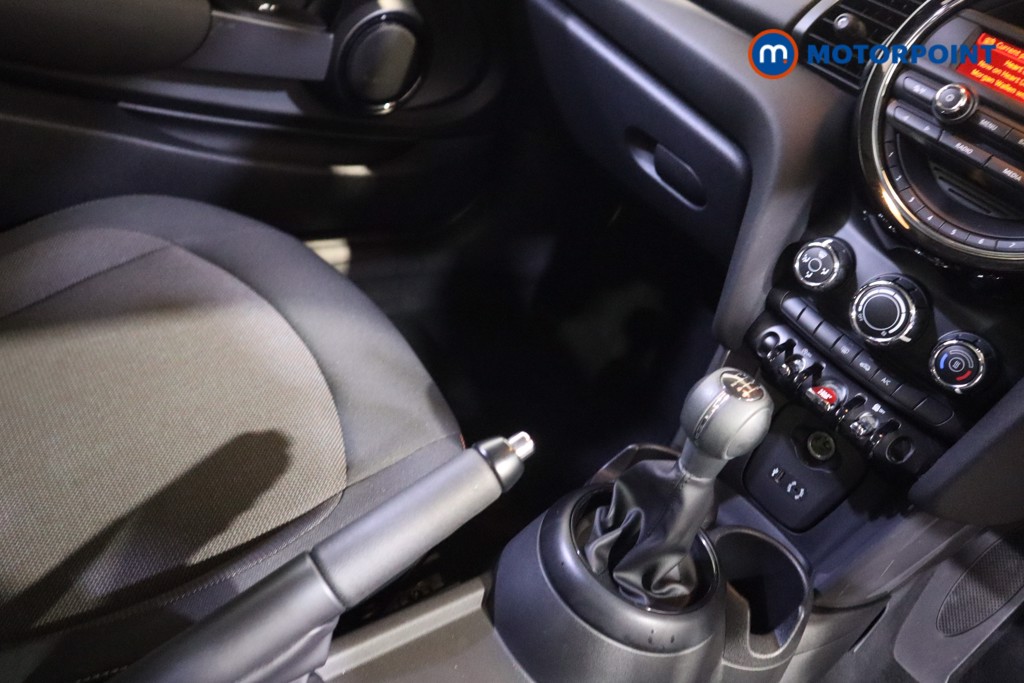 Mini Hatchback ONE Manual Petrol Hatchback - Stock Number (1607830) - 7th supplementary image