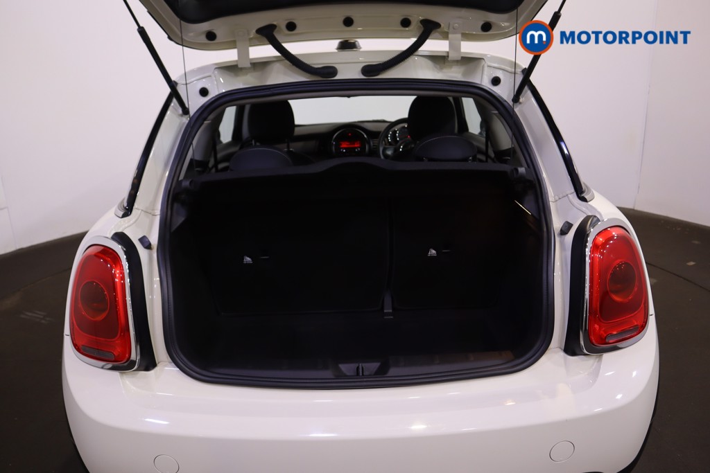 Mini Hatchback ONE Manual Petrol Hatchback - Stock Number (1607830) - 16th supplementary image