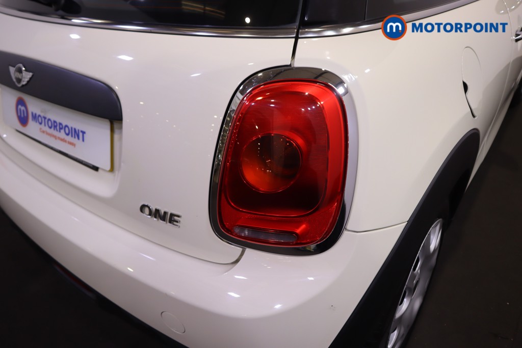 Mini Hatchback ONE Manual Petrol Hatchback - Stock Number (1607830) - 22nd supplementary image