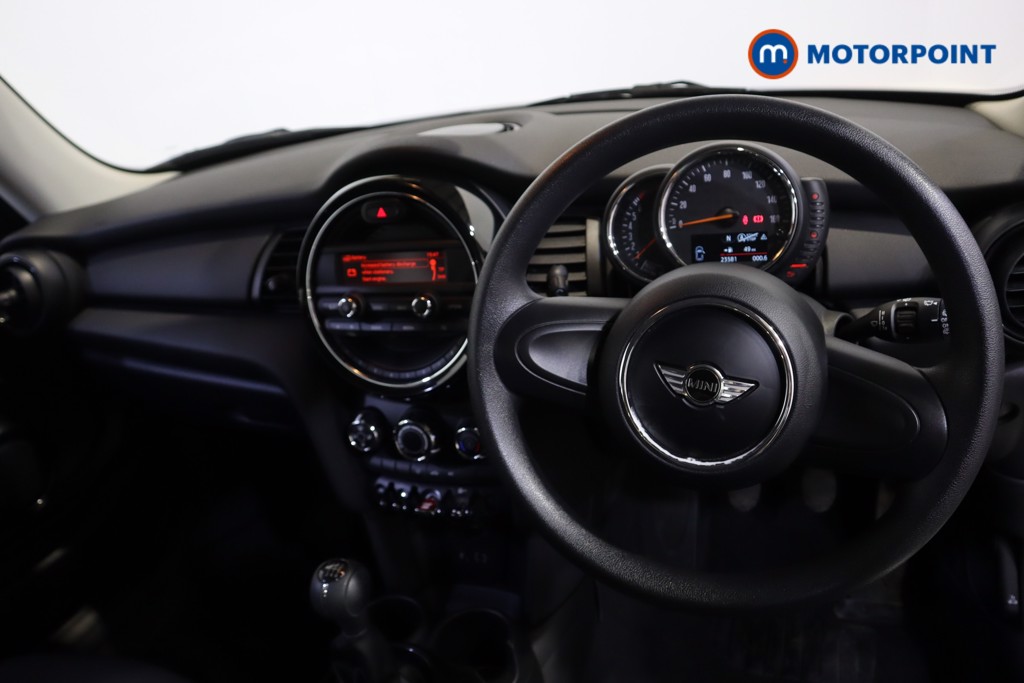 Mini Hatchback ONE Manual Petrol Hatchback - Stock Number (1607830) - 1st supplementary image