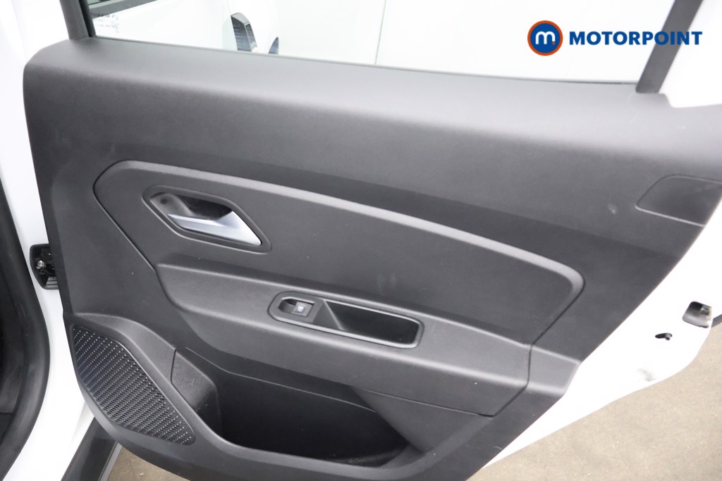 Dacia Duster Prestige Automatic Petrol SUV - Stock Number (1608712) - 17th supplementary image