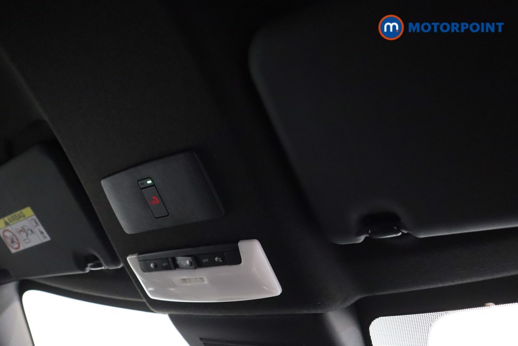 Nissan Juke N-Connecta Manual Petrol SUV - Stock Number (1608859) - 8th supplementary image