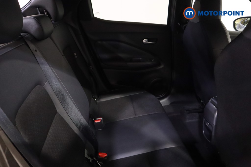 Nissan Juke N-Connecta Manual Petrol SUV - Stock Number (1608859) - 18th supplementary image