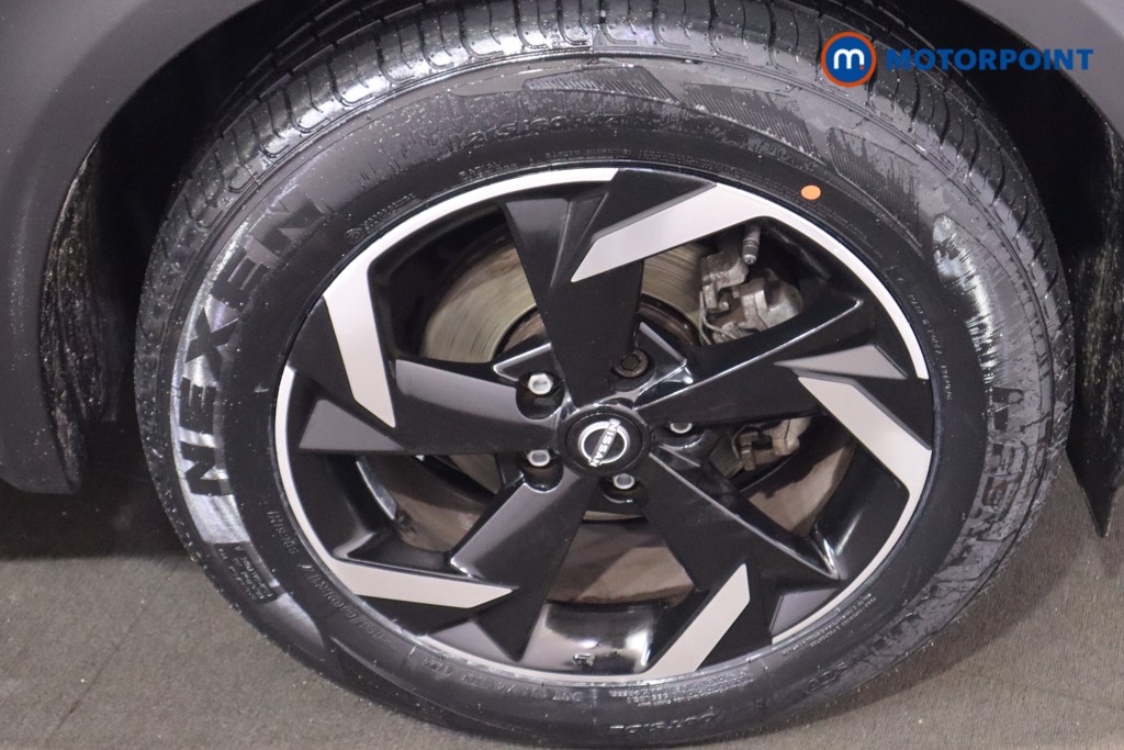 Nissan Juke N-Connecta Manual Petrol SUV - Stock Number (1608859) - 24th supplementary image